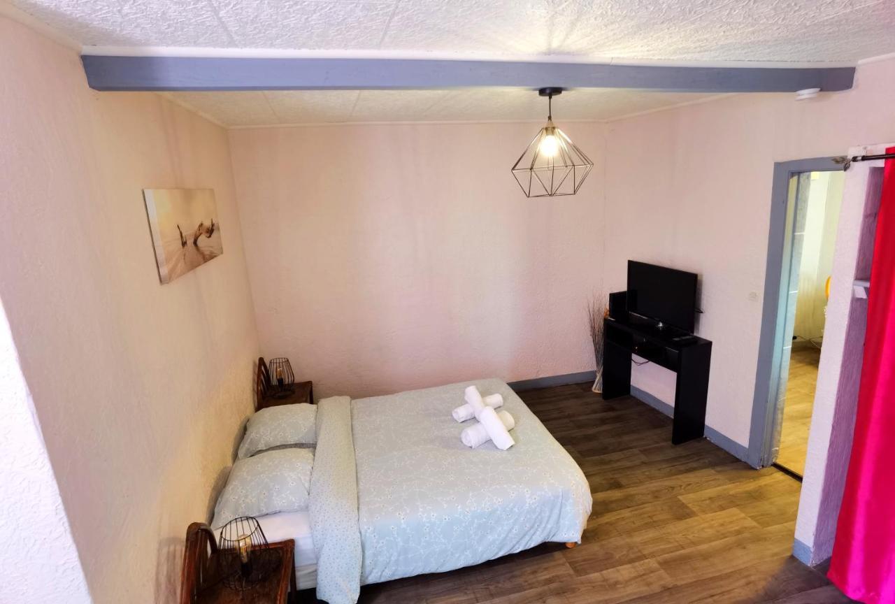 Appartement T1 Bis Quartier Du Chateau De Pau Eksteriør billede
